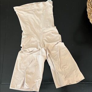 SPANX Nude Power series - shape wear large